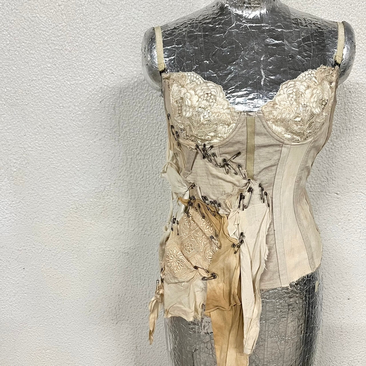 IF SIX WAS NINE/MUD J/CORSET – CIRCUS by MANIAC