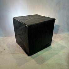 Load image into Gallery viewer, Cushion chair (Cow leather)