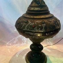 Load image into Gallery viewer, Lamp