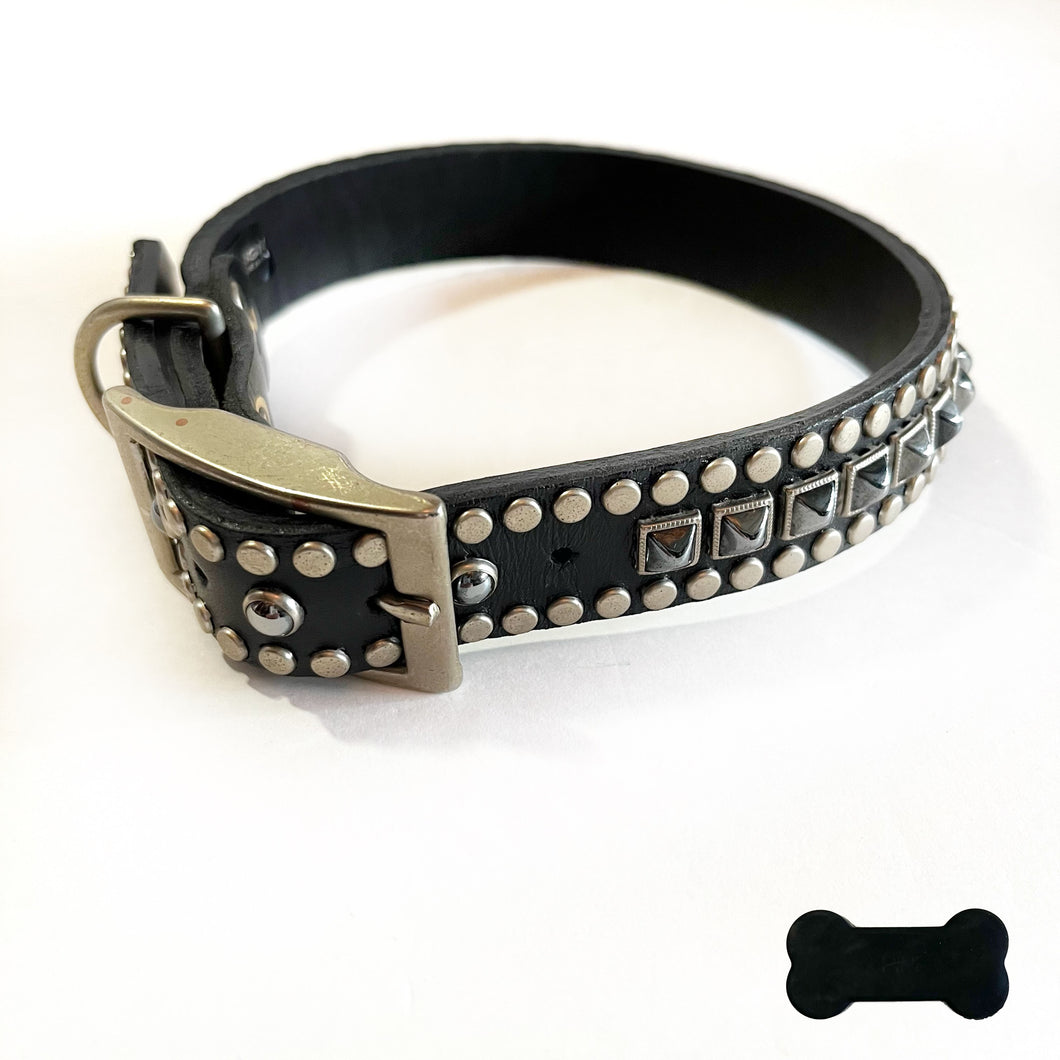 RN Design/Dog collar - Black x Silver pyramid