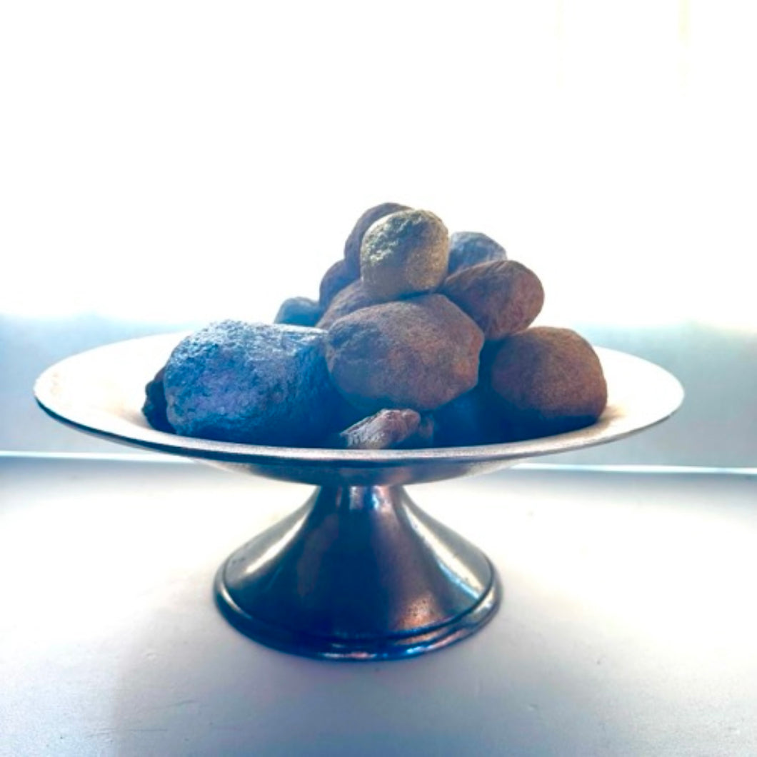 OBJECT Stand + Stones from Ganges