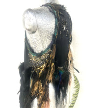 Load image into Gallery viewer, IF SIX WAS NINE/GILET/BLACK SCORPION
