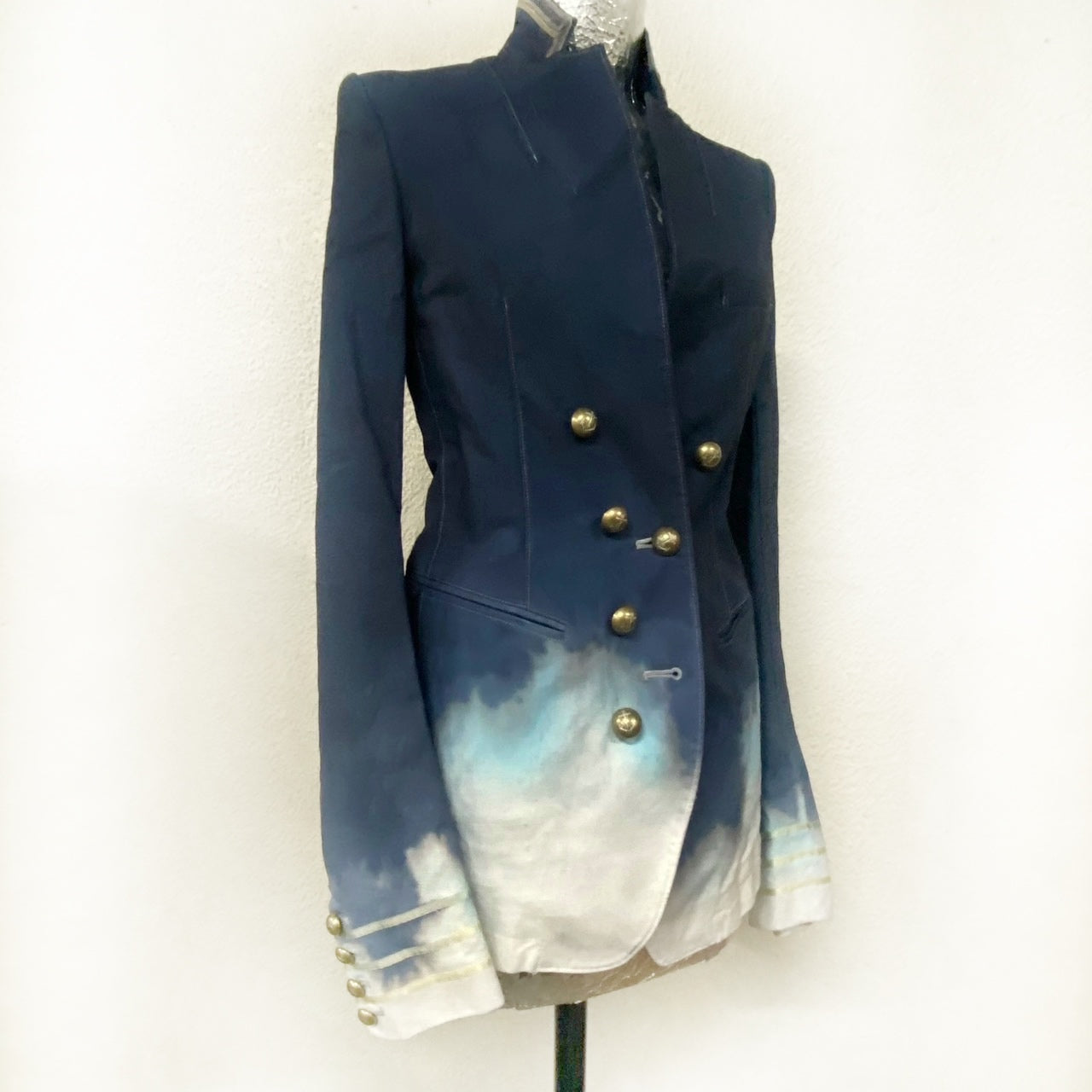 L.G.B./BEYOND THE TIME/WOMAN/JACKETS – CIRCUS by MANIAC