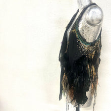 Load image into Gallery viewer, IF SIX WAS NINE/GILET/BLACK SCORPION
