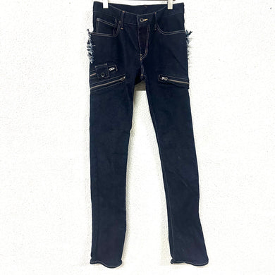 L.G.B./BEYOND THE TIME/WOMAN/PANTS – CIRCUS by MANIAC