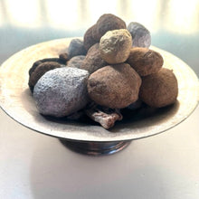 Load image into Gallery viewer, OBJECT Stand + Stones from Ganges
