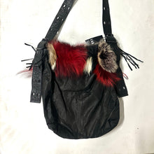 Load image into Gallery viewer, L.G.B./BAG with fur
