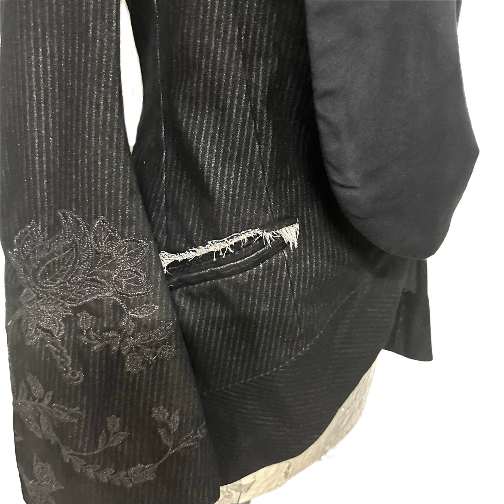 IF SIX WAS NINE/ESCARGOT/JK – CIRCUS by MANIAC