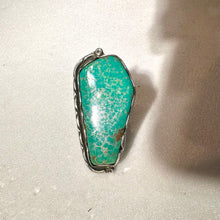 Load image into Gallery viewer, IF SIX WAS NINE/TURQUOISE RING/M
