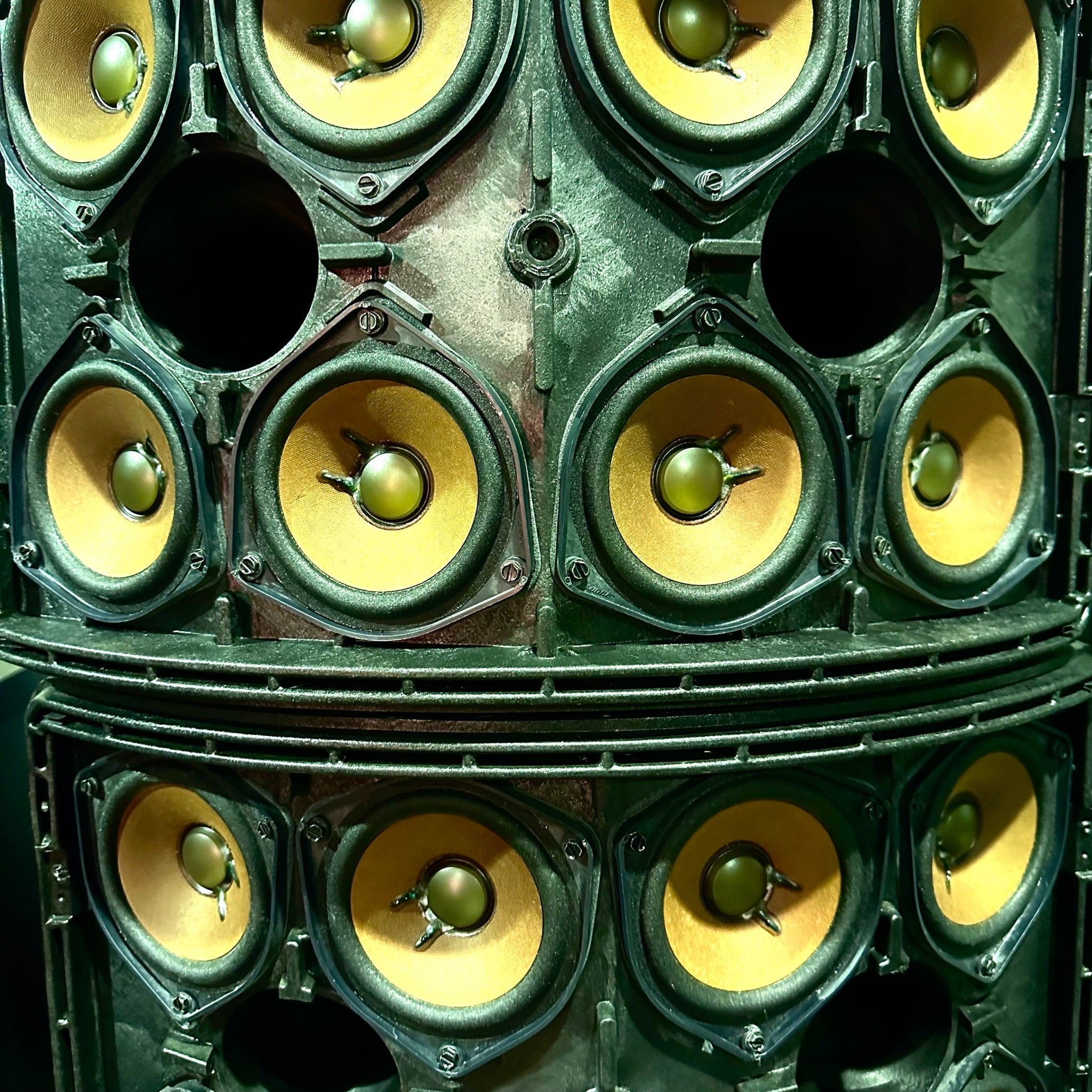 High end-Speakers – CIRCUS by MANIAC