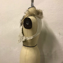 Load image into Gallery viewer, L.G.B./VEST/MINI/WITH FUR
