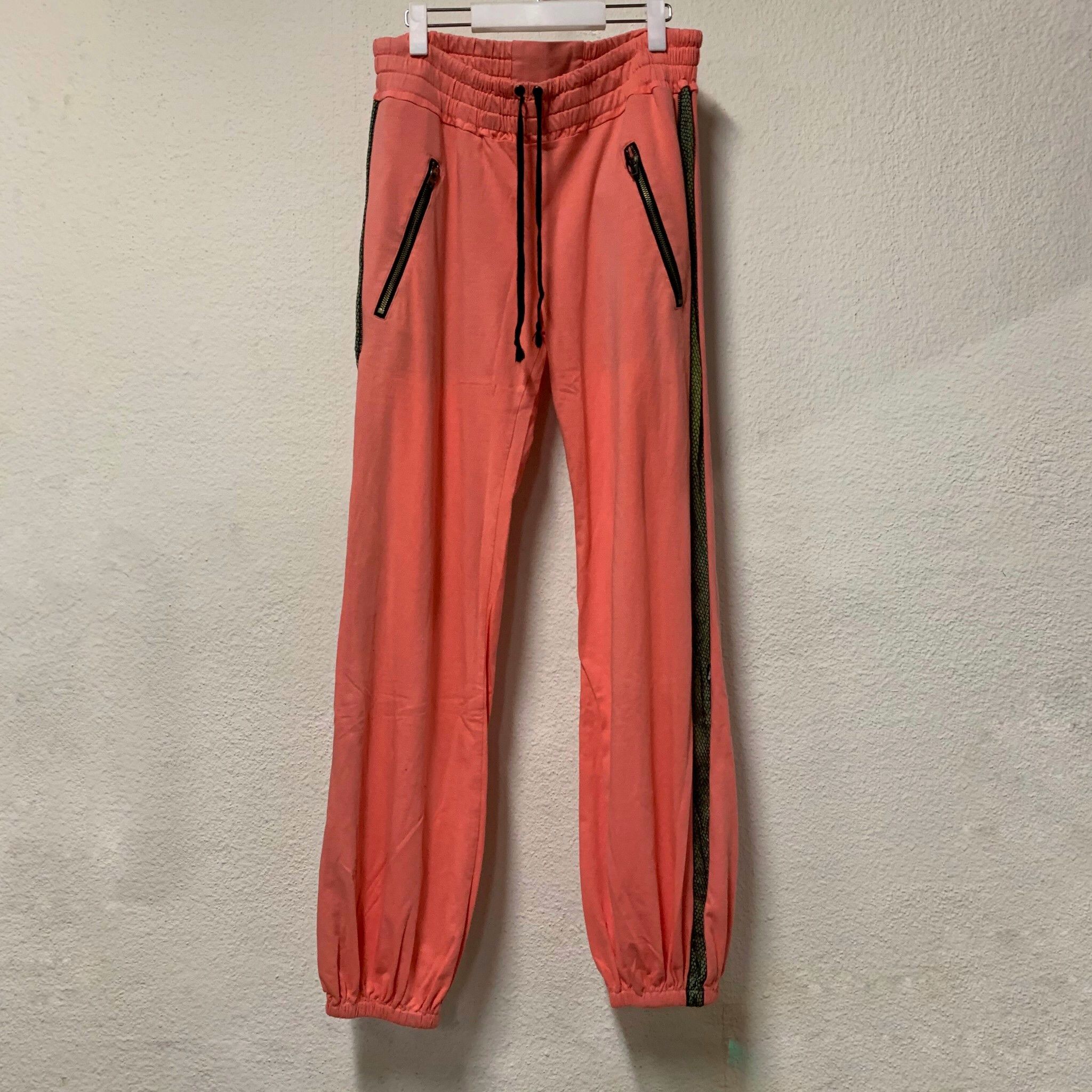 L.G.B./BEYOND THE TIME/WOMAN/HOODIES/SWEATPANTS – CIRCUS by