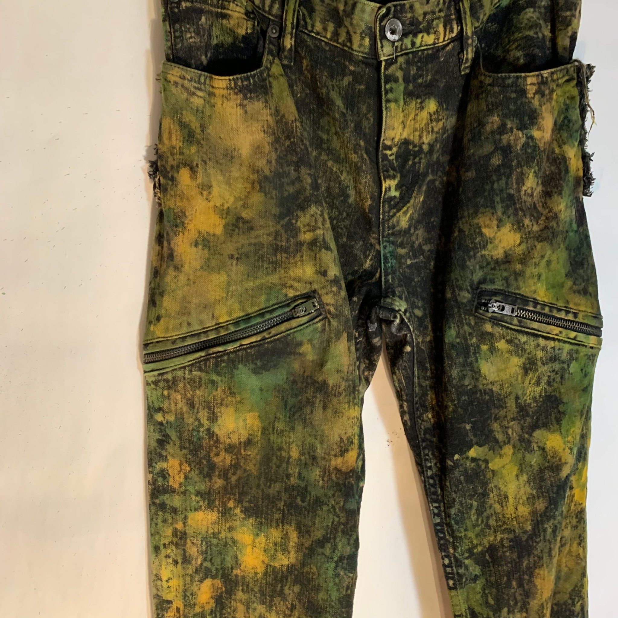 L.G.B./S-WOLF – CIRCUS by MANIAC