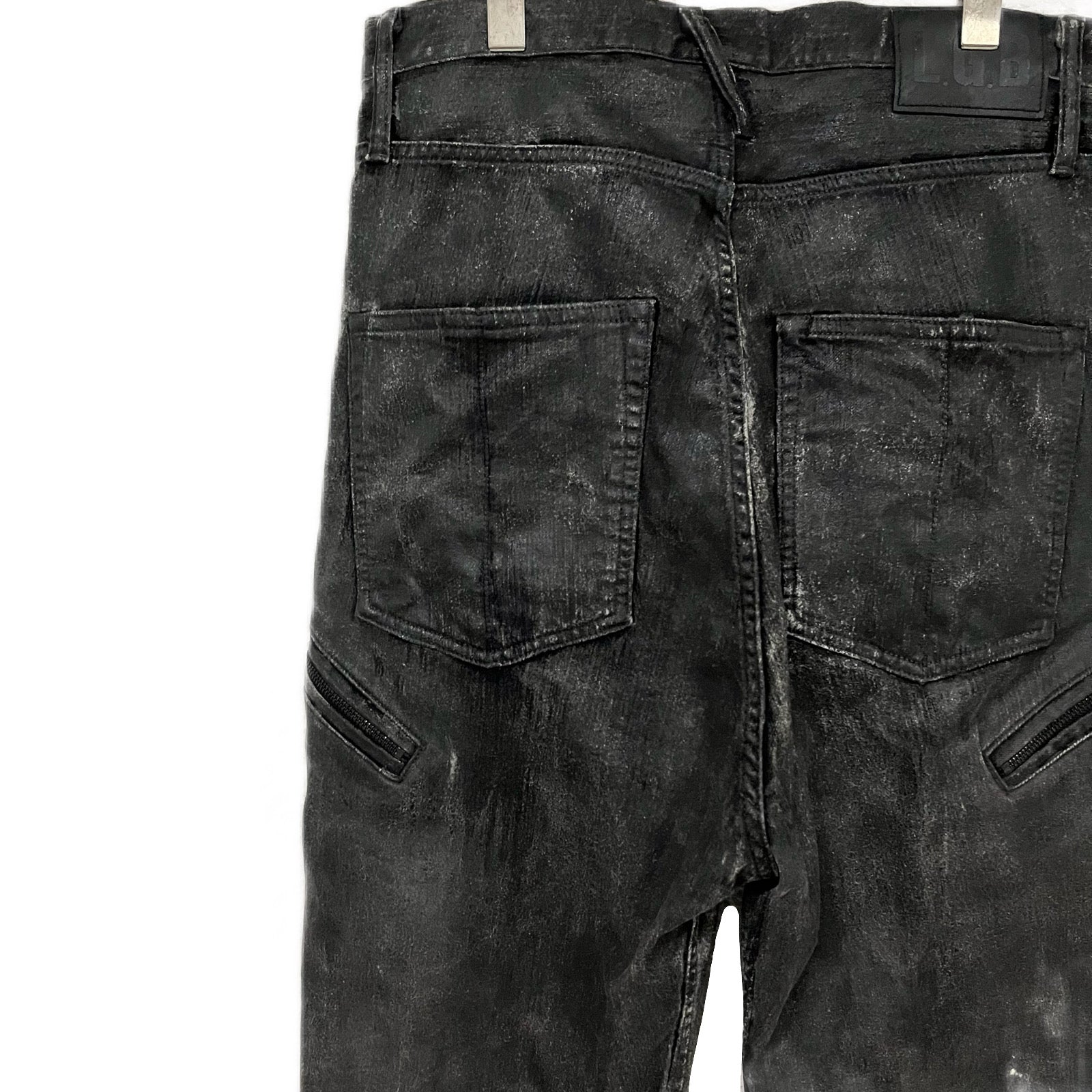 L.G.B./SARROUEL/M – CIRCUS by MANIAC