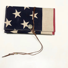 Load image into Gallery viewer, TOTEM/VINTAGE FLAG CLUTCH
