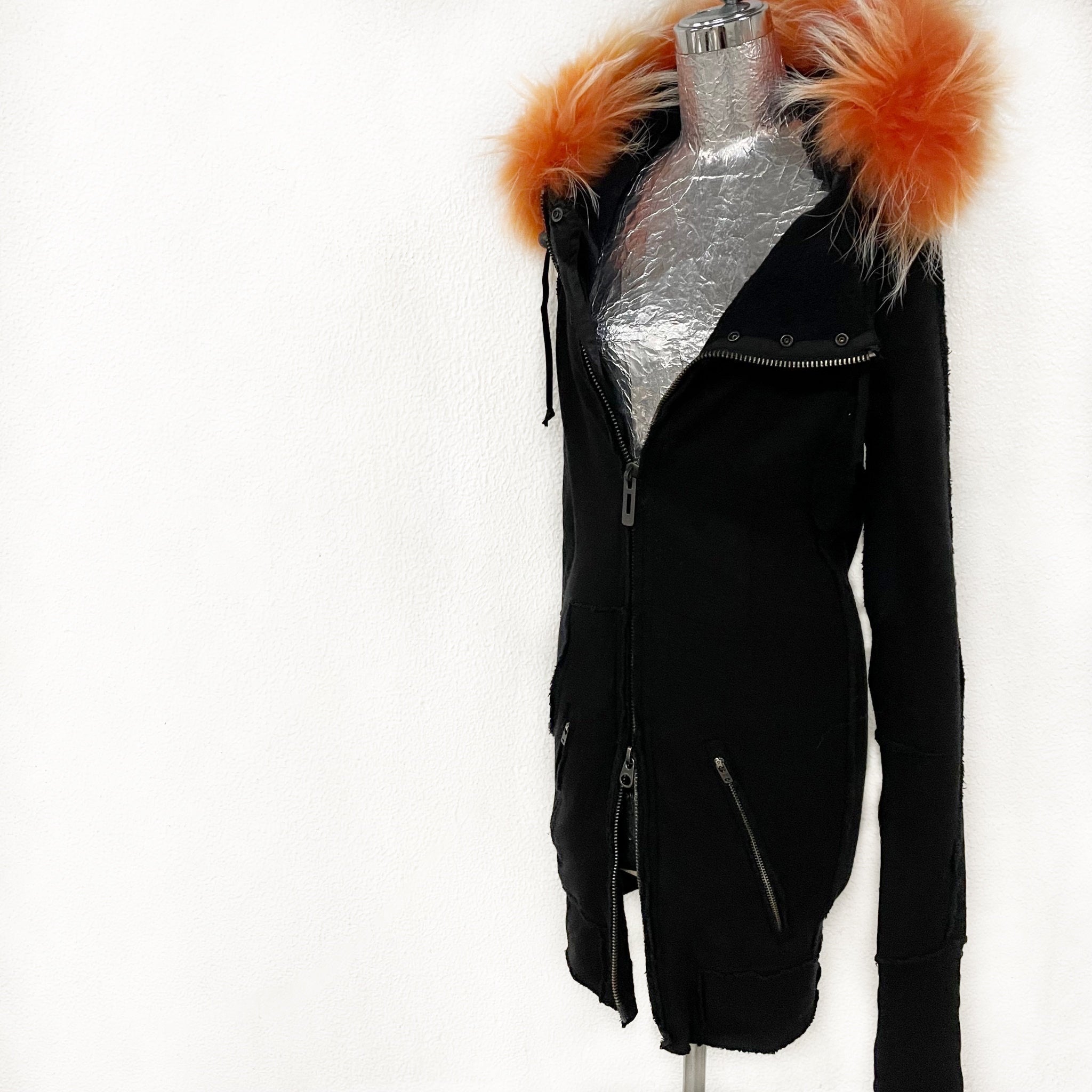 L.G.B./BEYOND THE TIME/WOMAN/HOODIES/SWEATPANTS – CIRCUS by MANIAC