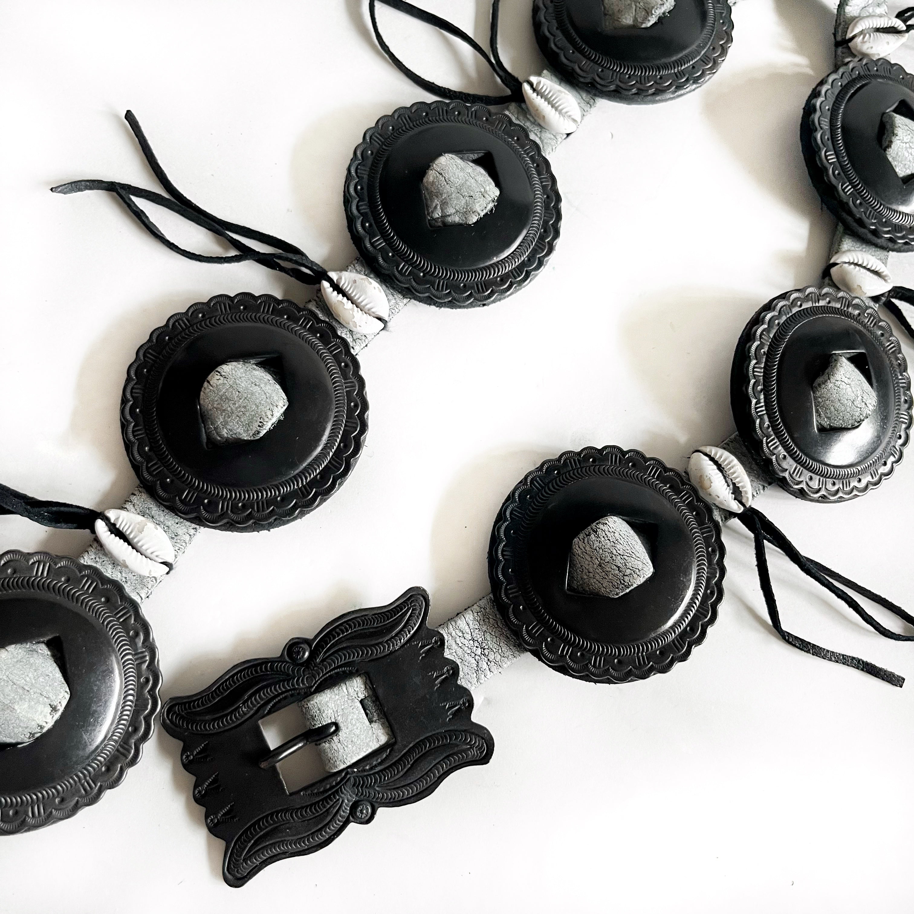 L.G.B./BT-CONCHO×SHELL – CIRCUS by MANIAC